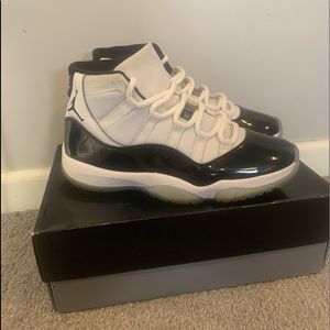 Jordan 11 Concord / Men’s sz 9